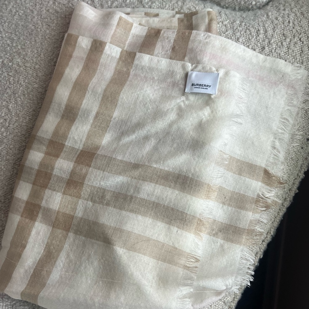 Authetic Burberry scarf